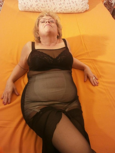 Free Sexy BBW Granny Naked Porn Pics GrannyPussy Net